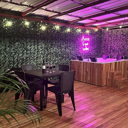 Cabana El Escape Hotel Medellín Eksteriør billede